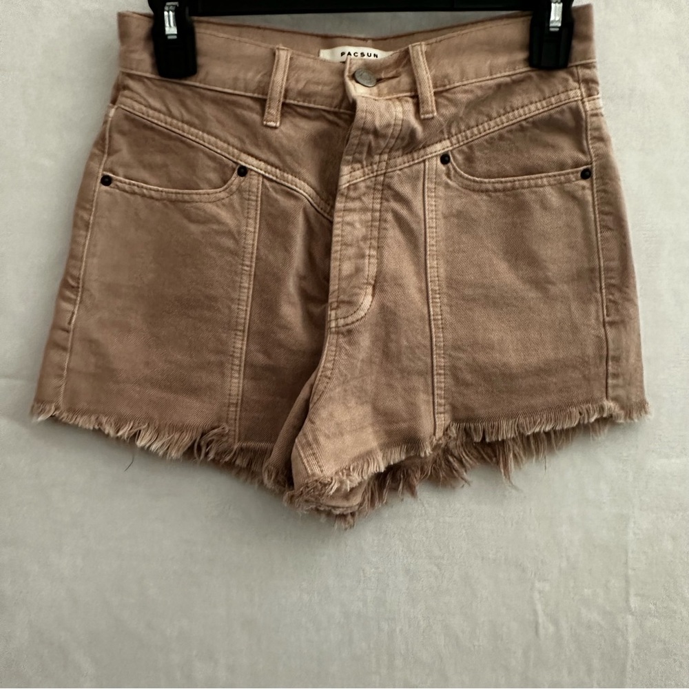 PacSun Ultra High Rise Vintage Shortie Shorts Women’s 25 Raw Hem Distressed